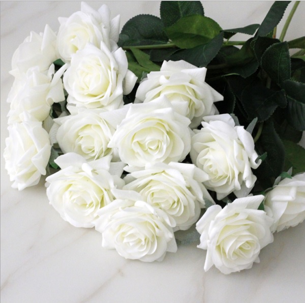 Hoa hồng vải trắng đẹp như thật